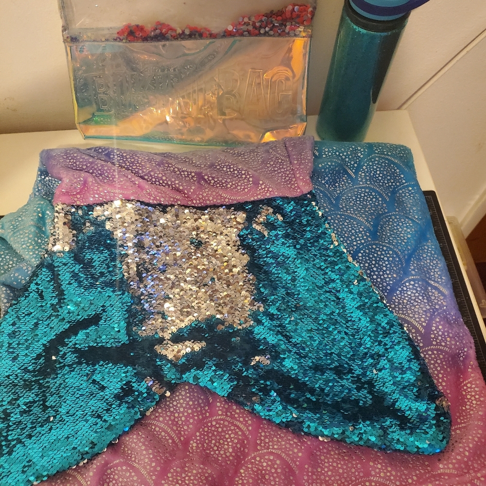 Swim Set-Kid'sThrow, Bikini Pouch & Mug GUC